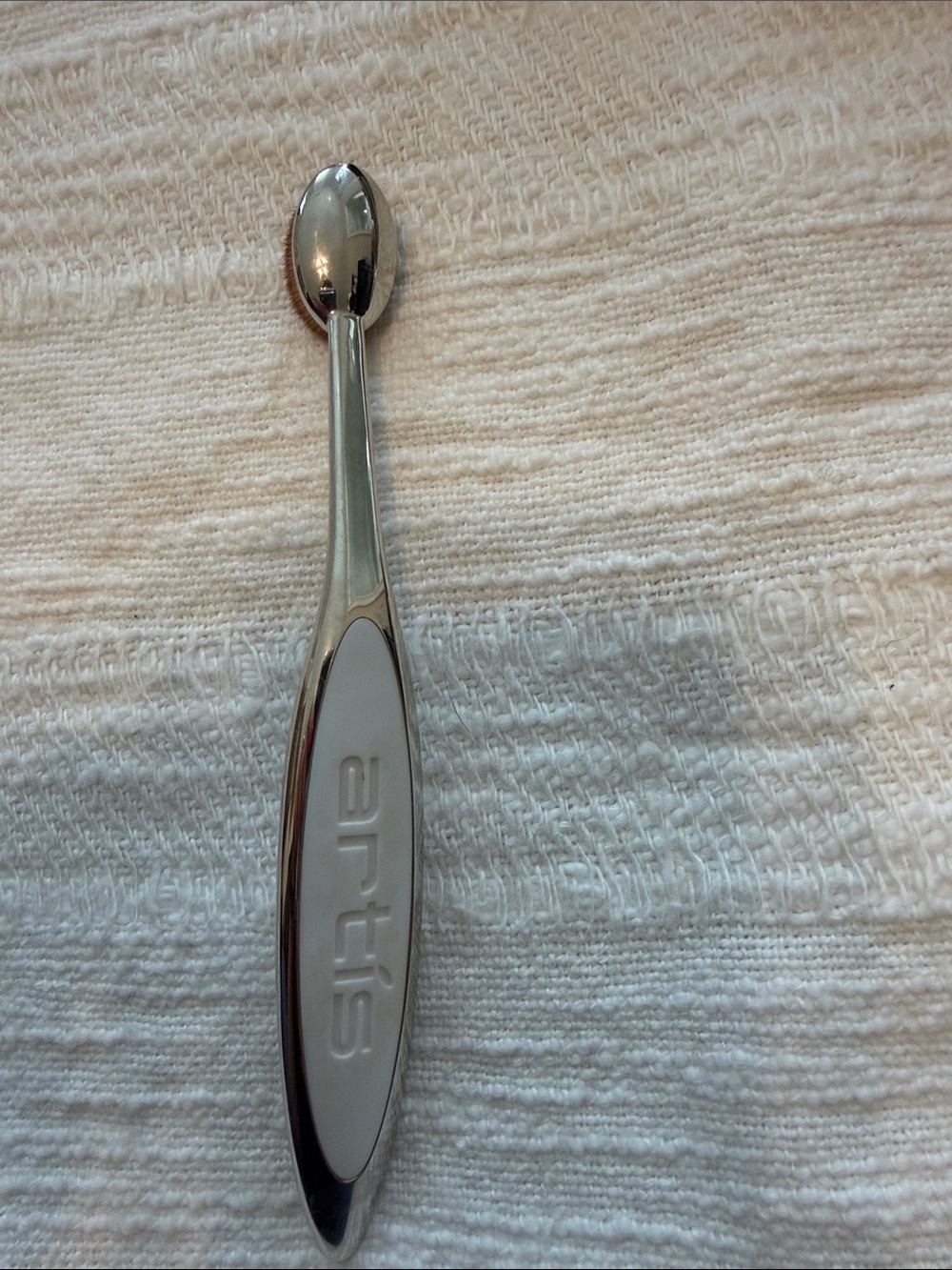 Silver Makeup Brush Set, Set of 4, Mixed Use & Brands, VGUC - Picture 5 of 6